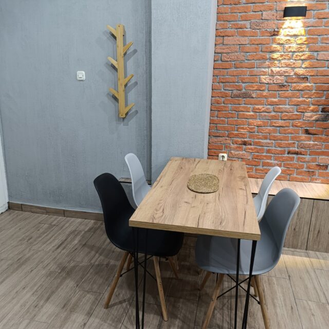 https://sekulovskirentals.com/wp-content/uploads/2025/07/IMG_20250706_180839-640x640.jpg