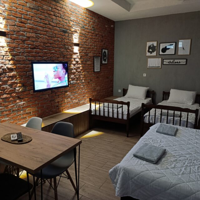 https://sekulovskirentals.com/wp-content/uploads/2025/07/IMG_20250706_181439-640x640.jpg